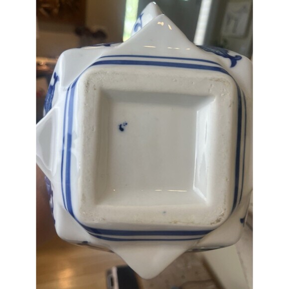 Vintage Large Ornate Blue & White Chinoiserie Geometric Asian Orient 11” Teapot - Picture 12 of 12